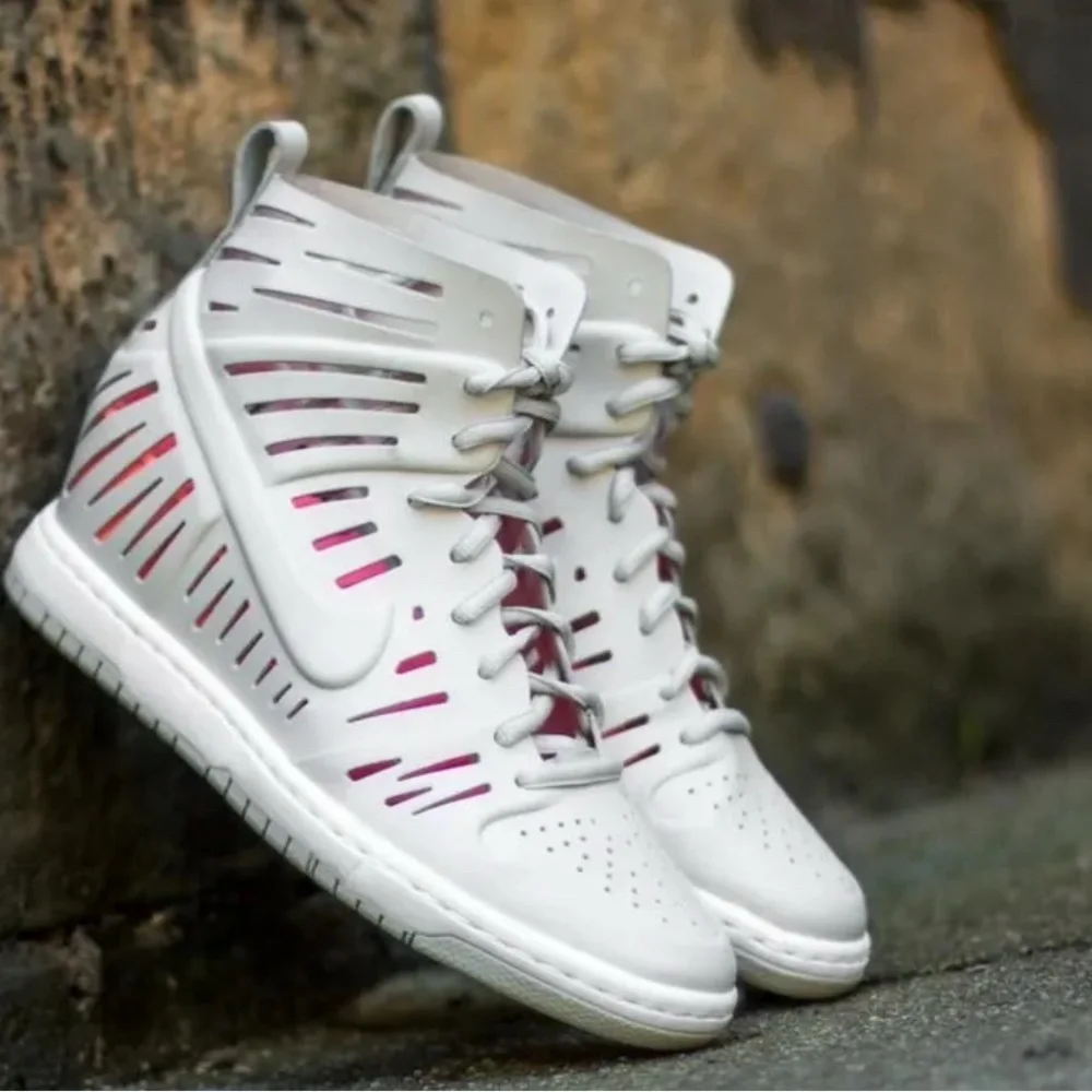 Women Dunk Sky High 2.0 Joli Rare